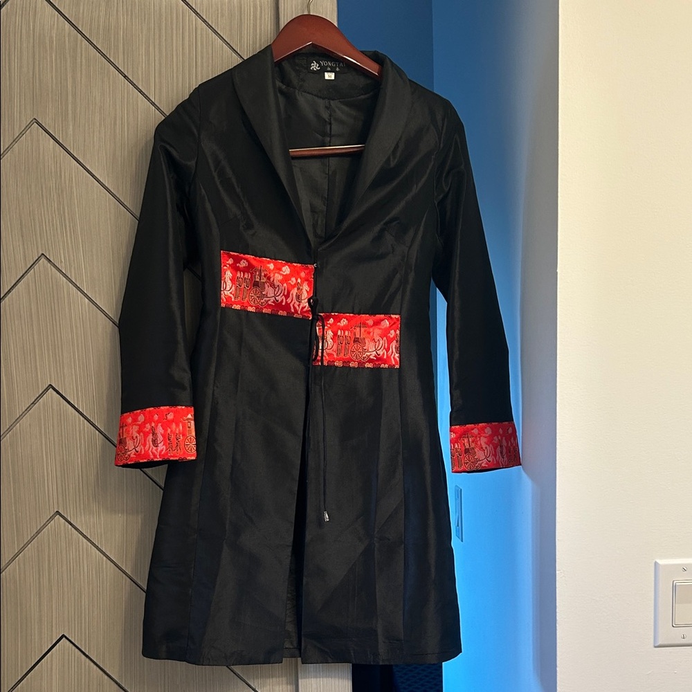 Silk Chinese Elegant Black and Red Women's Coat